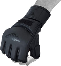Boxing MMA Gloves Grappling Punching Bag Training Kickboxing Fight Sparring UFC